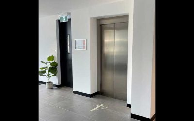 Level 4 Elevator Signage | GL10C4